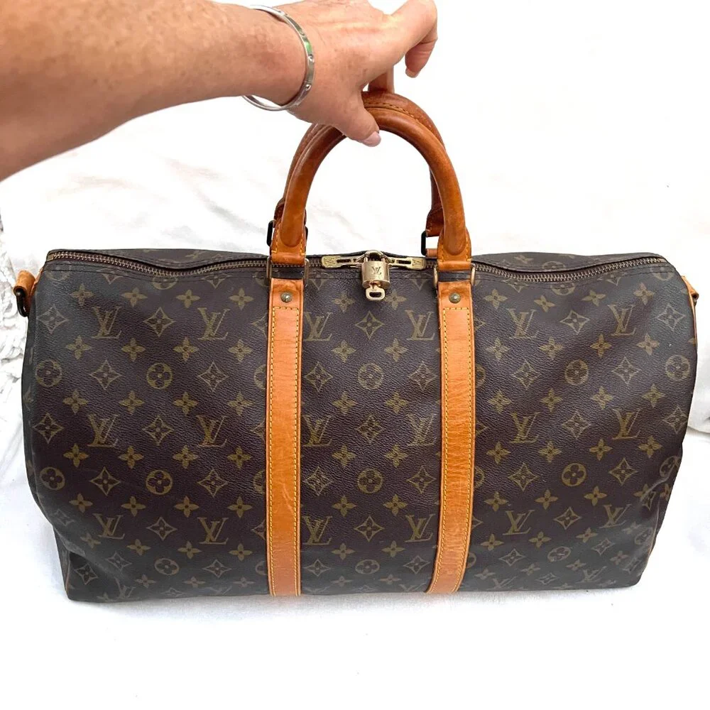 Louis Vuitton Keepall 50 Bandouliere Monogram Travel Bag